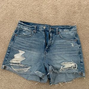American Eagle Outfitters Mom Short